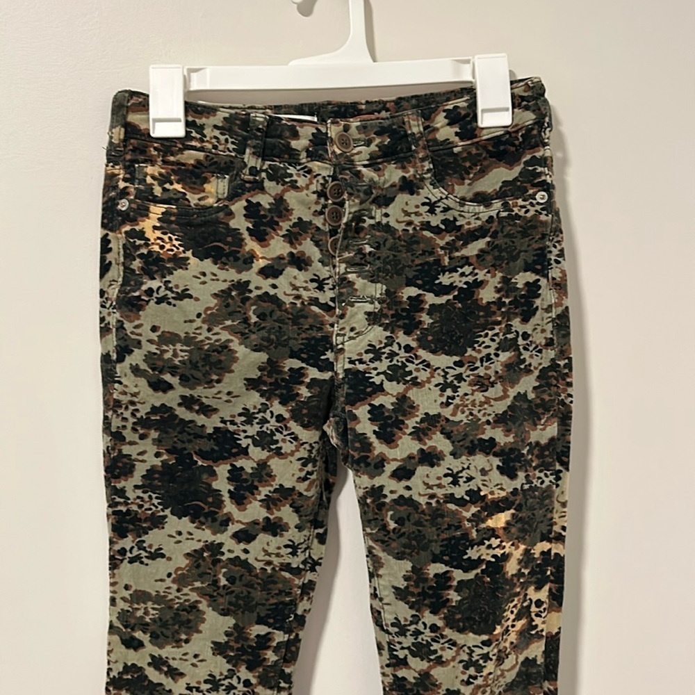 Pilcro Anthropologie High Rise Skinny Camo Velvet/Suede Jeans